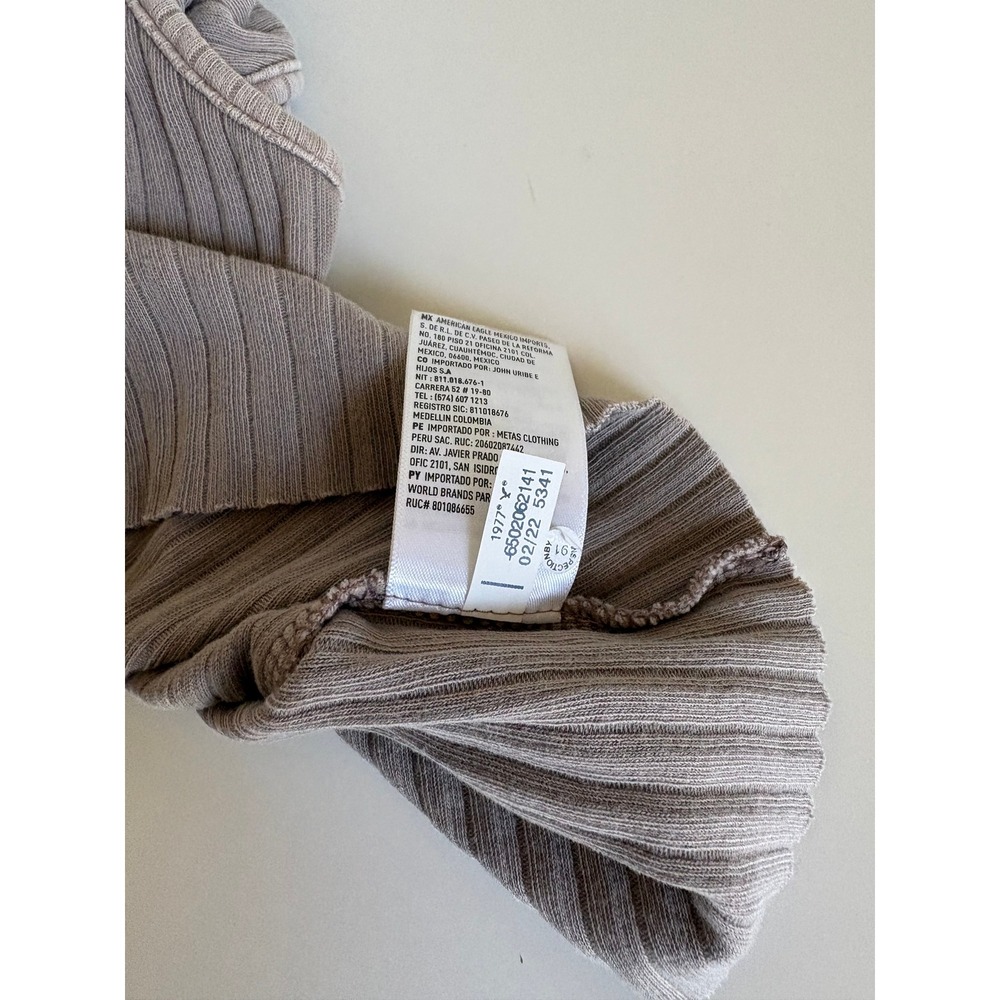 American Eagle Cropped Tank Top Small Brown Ribbed Notch Neck Minimalist Basic - Picture 12 of 14